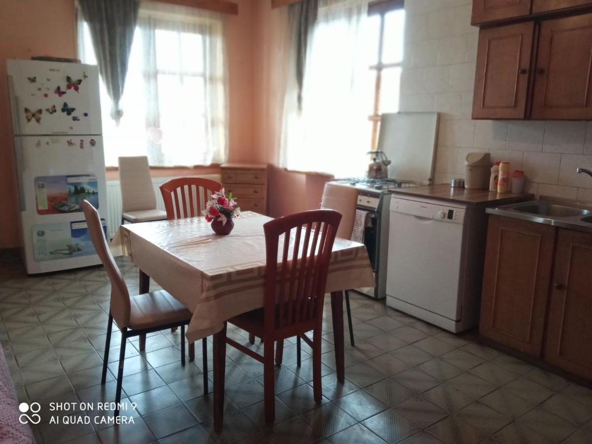 ホテル Tbilisi Marjani エクステリア 写真